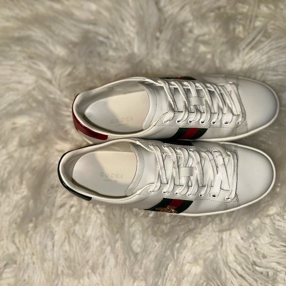 Authentic Gucci shoes size 8.5 - Picture 4 of 14